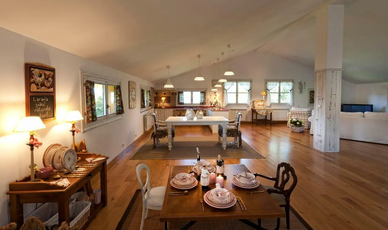 Karobi - Luxury Apartment Azpeitia